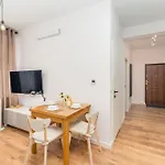 Apartmán Glowny - Location, Park&tram Nearby - By Rentujemy