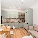 Apartmán Glowny - Location, Park&tram Nearby - By Rentujemy Krakov