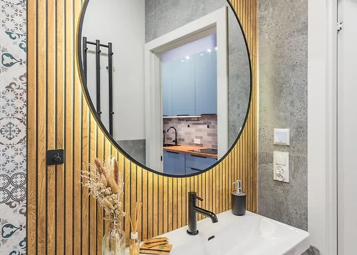 Glowny - Location, Park&tram Nearby - By Rentujemy Apartman Krakkó